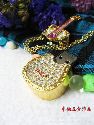 【廠家直銷創(chuàng)意U盤、禮品U盤、小提琴U盤、樂器U盤、吊墜U盤】價格,廠家,圖片,其他數(shù)碼產(chǎn)品及配件,東莞市厚街中鉑五金飾品加工店-